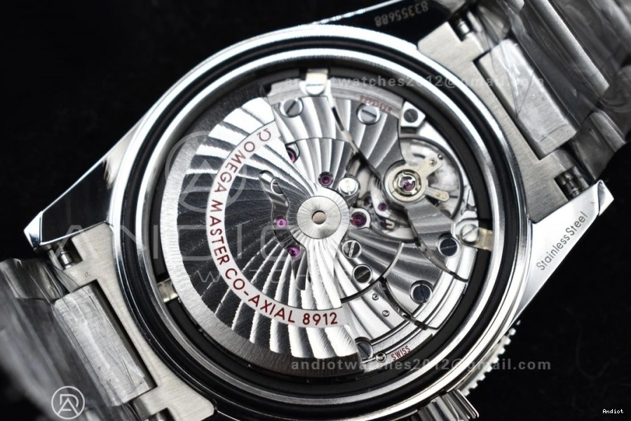 Best Super SS 1:1 300 Edition Heritage Black VSF Seamaster Clone A8912 on Bracelet Dial 0104